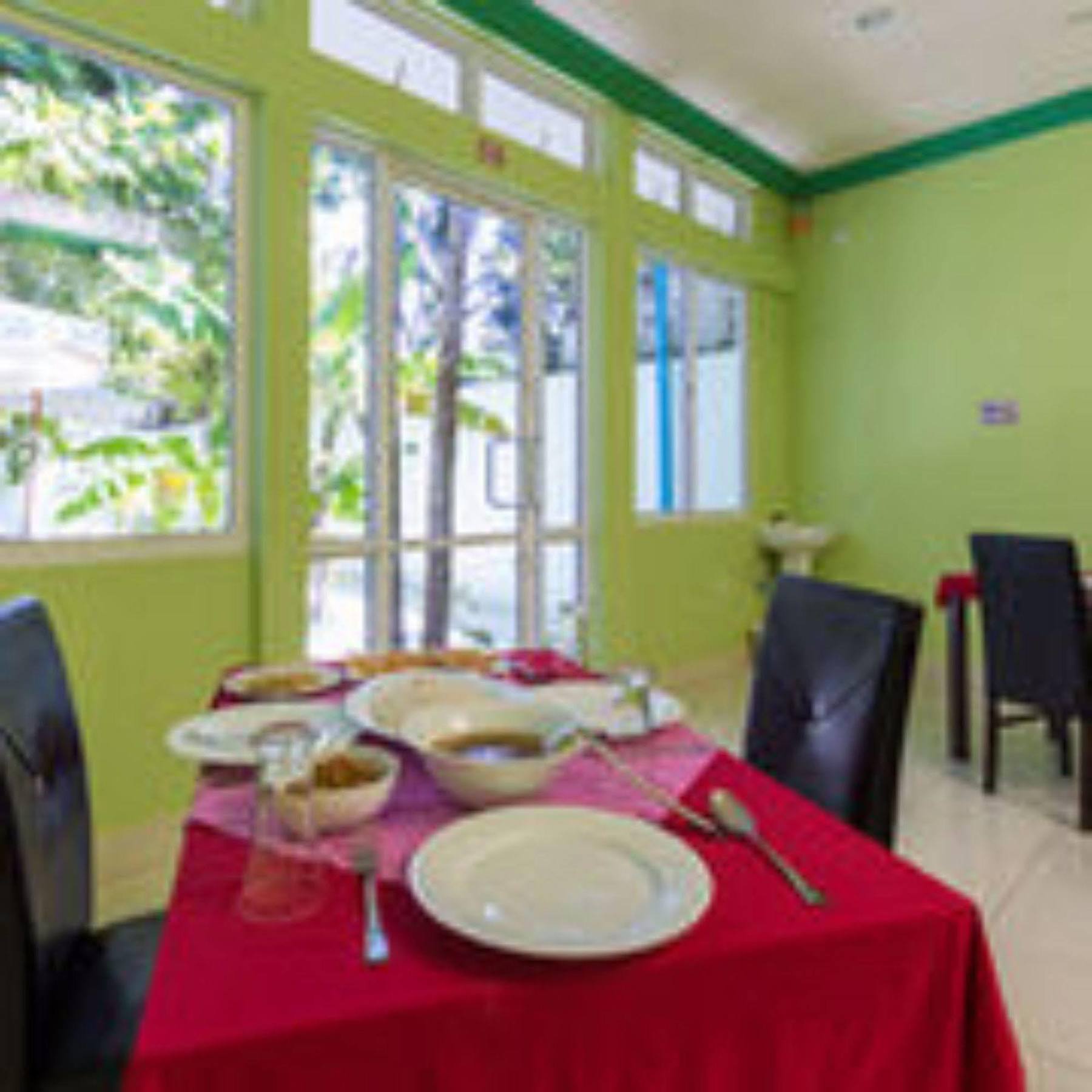 Feridhoo Inn Exterior foto